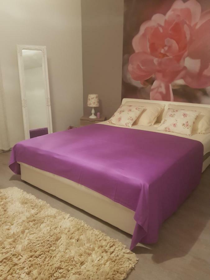 Apartment Ivan Маріна Екстер'єр фото