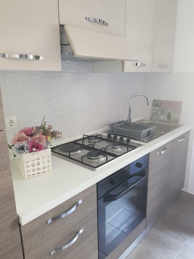 Apartment Ivan Маріна Екстер'єр фото